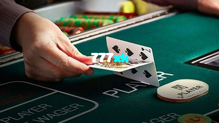 777xk casino presented on mobile device in Pakistan with slots and live games