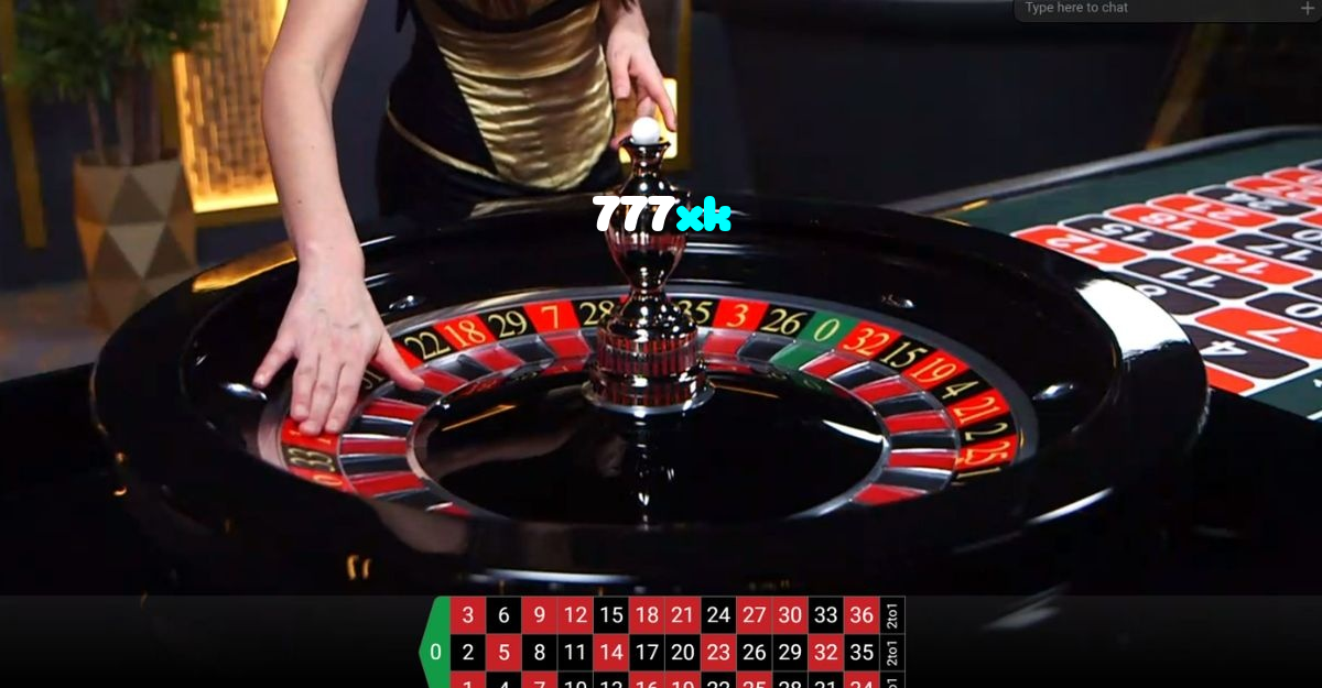777xk casino presented on mobile device in Pakistan with slots and live games